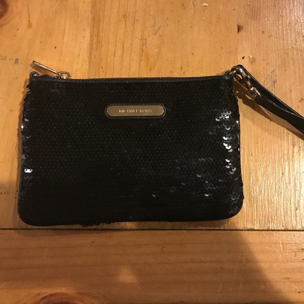 Michael Kors wristlet